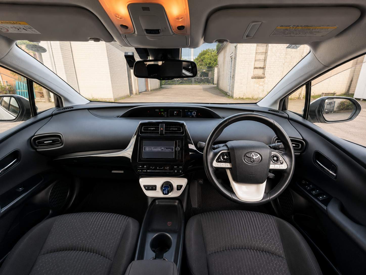 Toyota  Prius  A 2017 – image 10