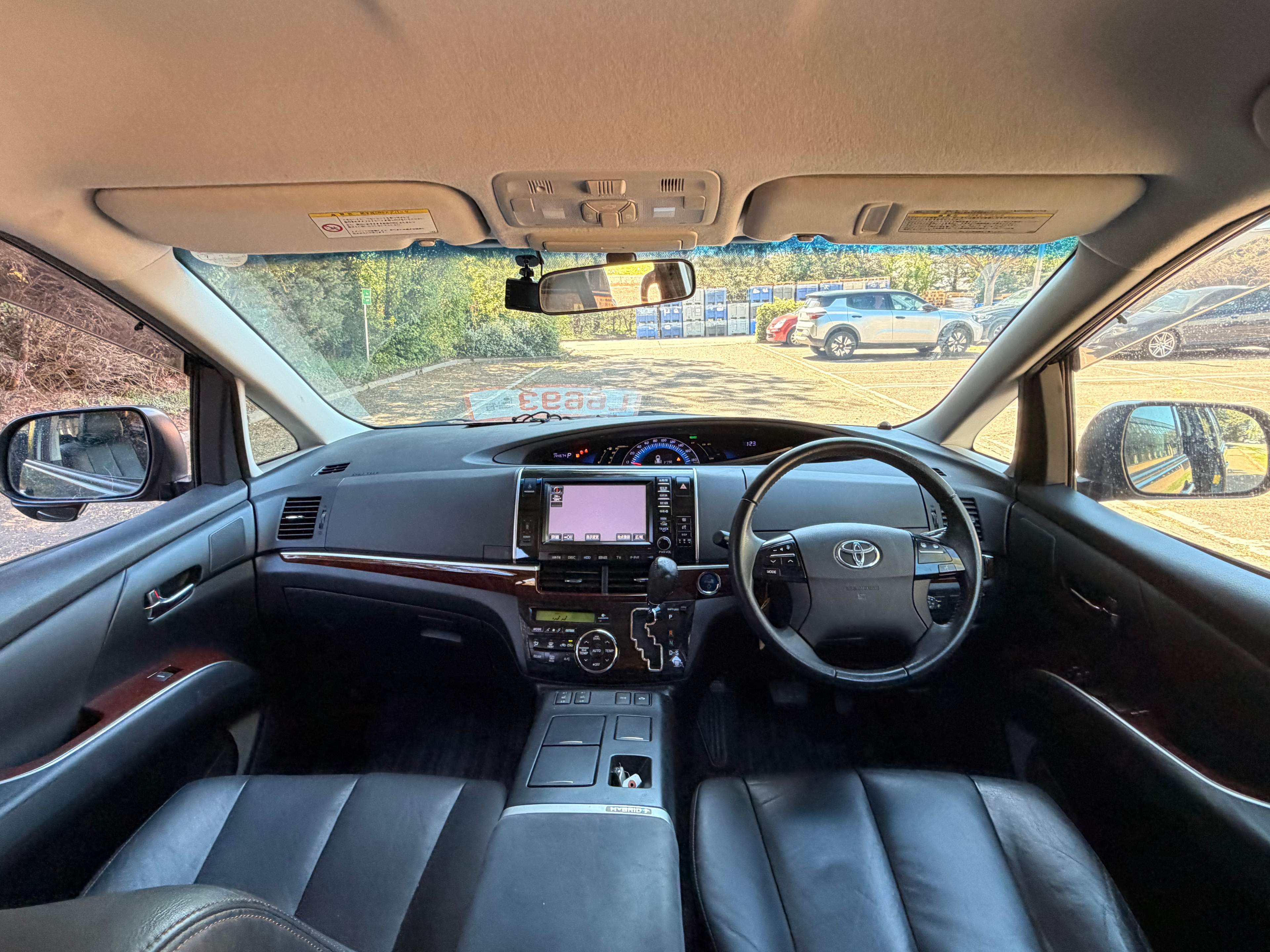 TOYOTA ESTIMA Aeras 2013 – image 8