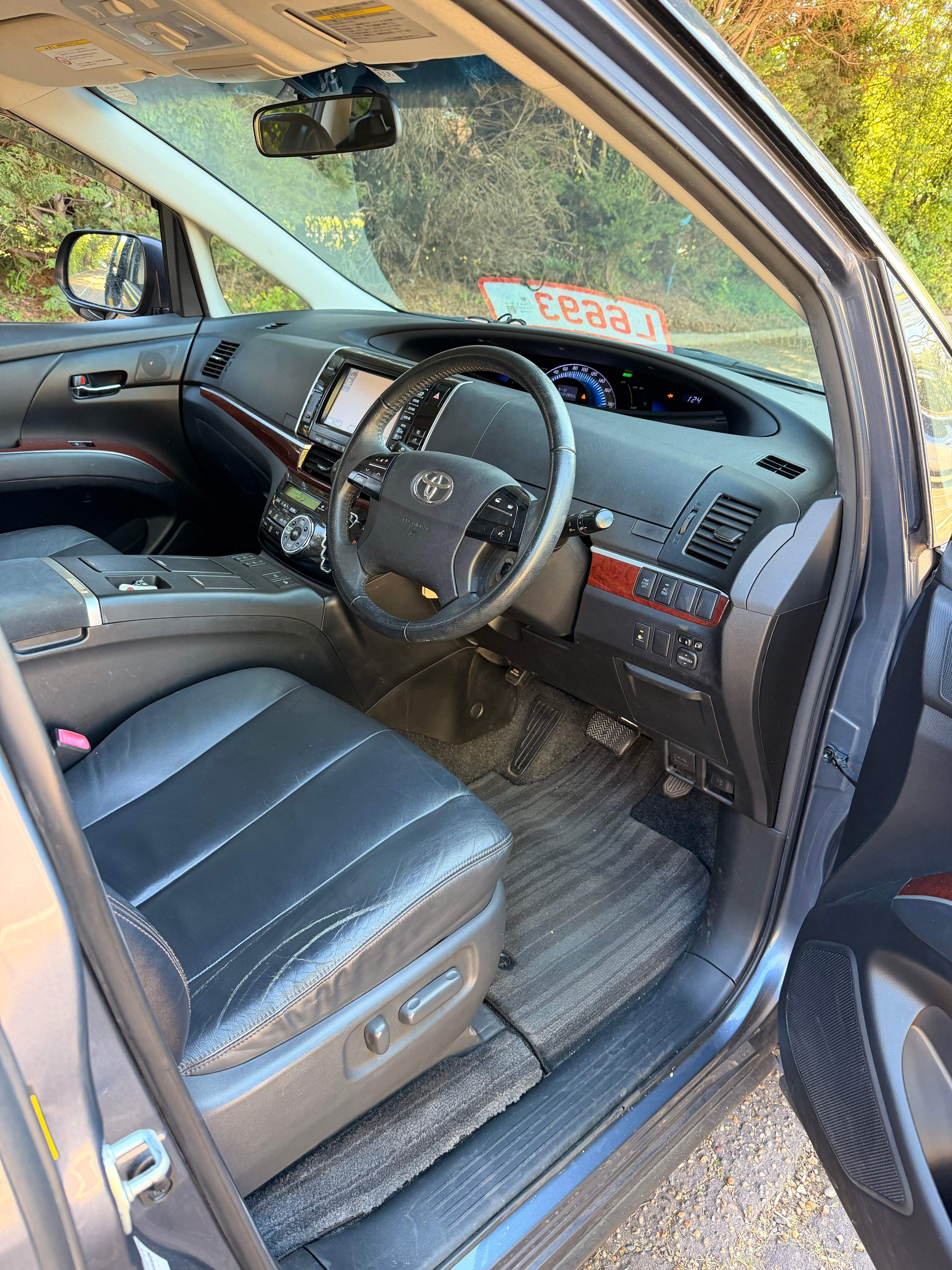 TOYOTA ESTIMA Aeras 2013 – image 7