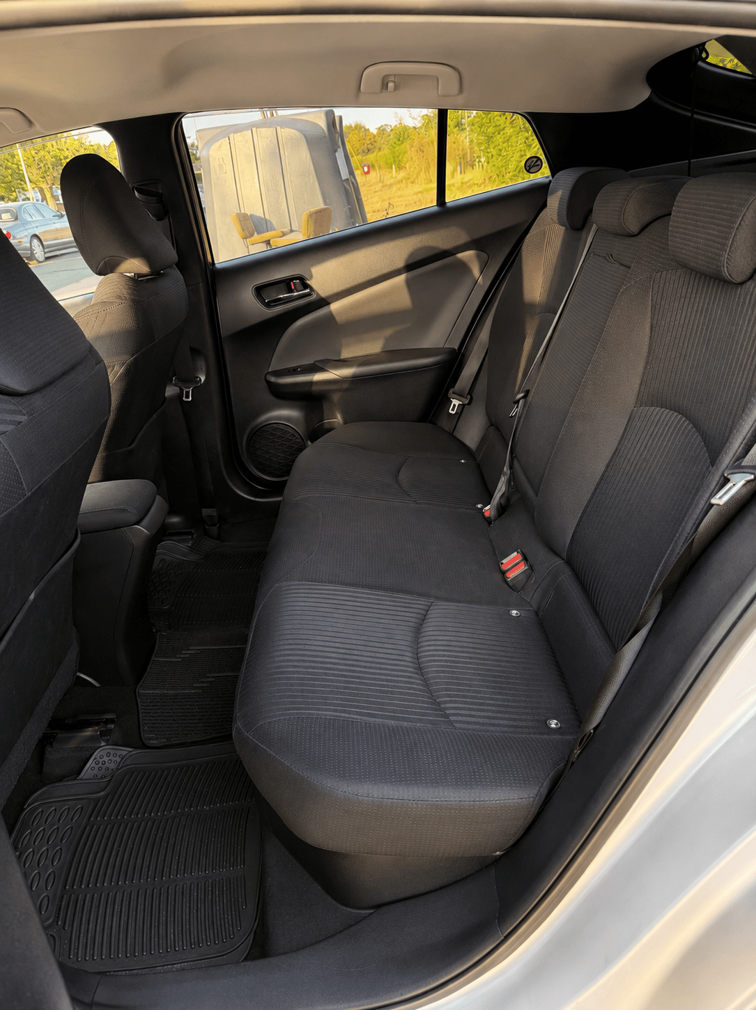 TOYOTA PRIUS 1.8 Hybrid 2017 – image 12