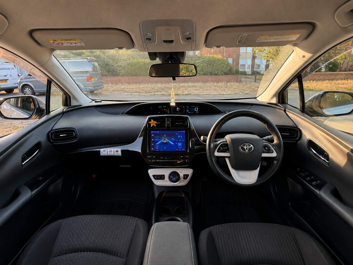 TOYOTA PRIUS 1.8 Hybrid 2017 – image 13