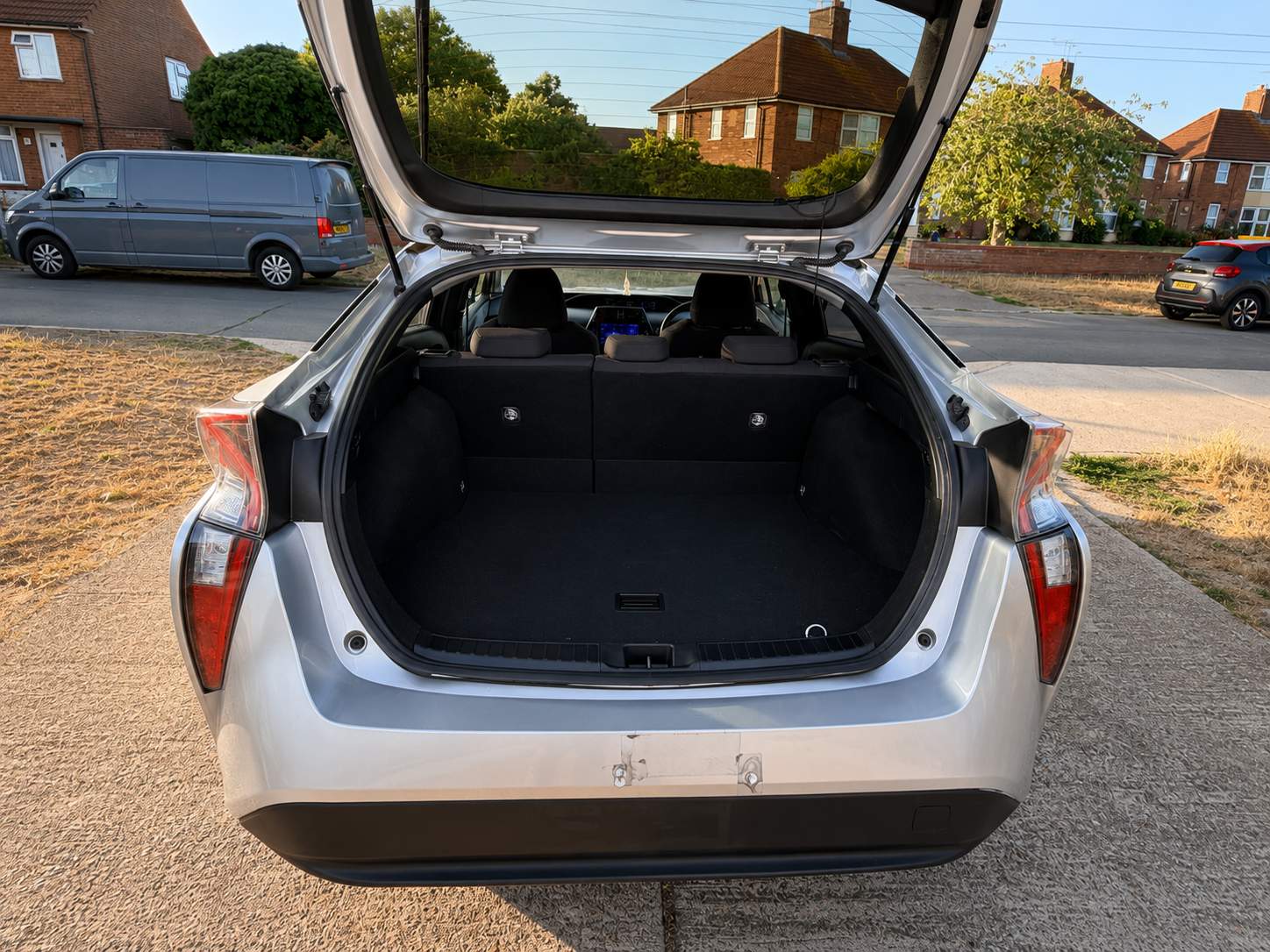 TOYOTA PRIUS 1.8 Hybrid 2017 – image 9