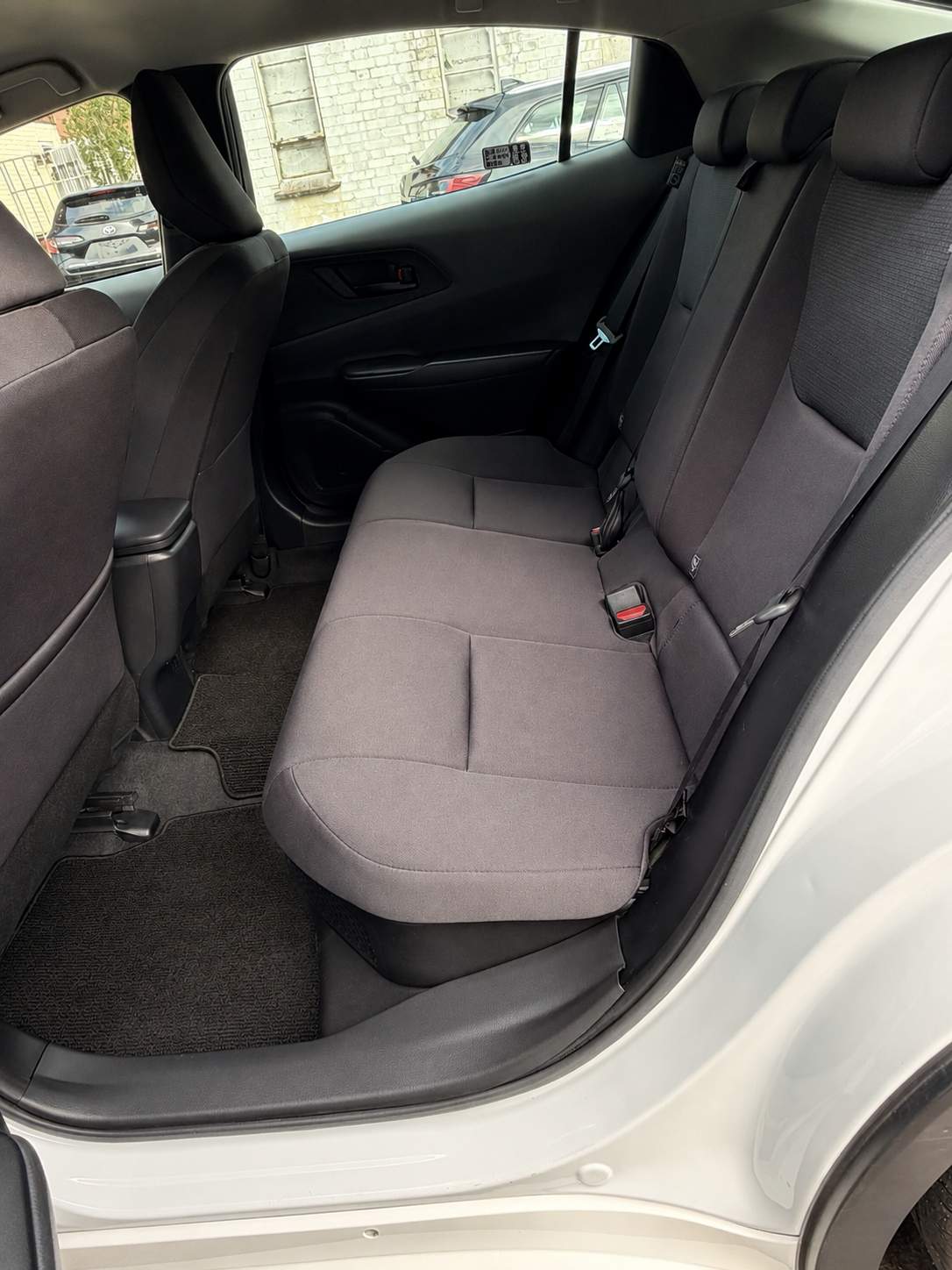Toyota Prius  (74) Reg 2024 – image 10