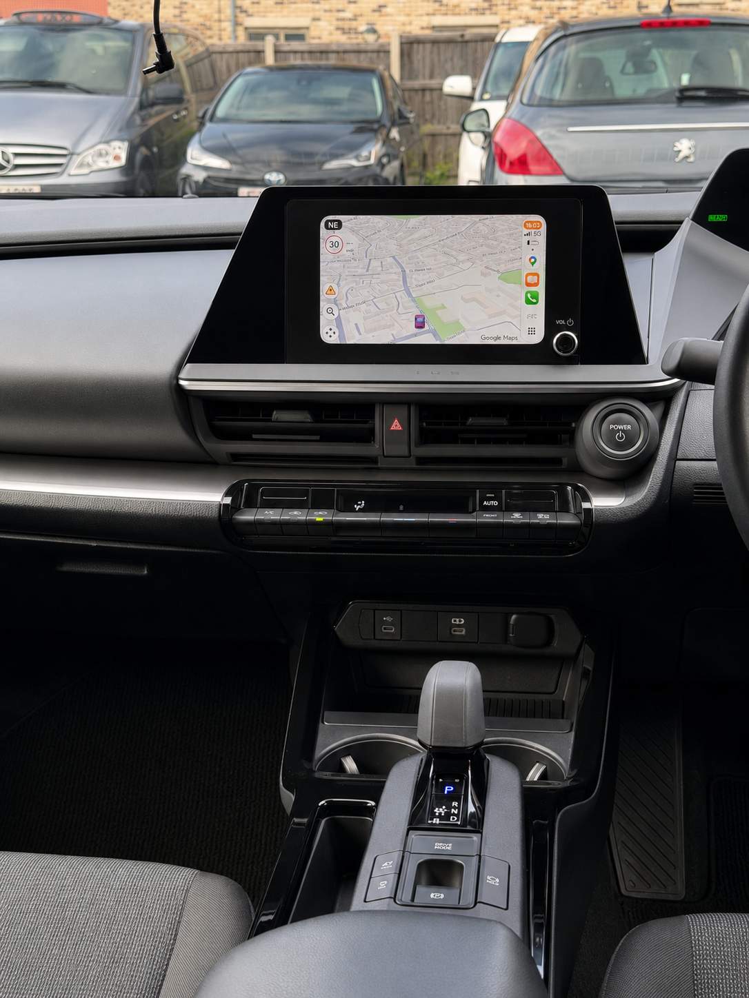 Toyota Prius  (74) Reg 2024 – image 16
