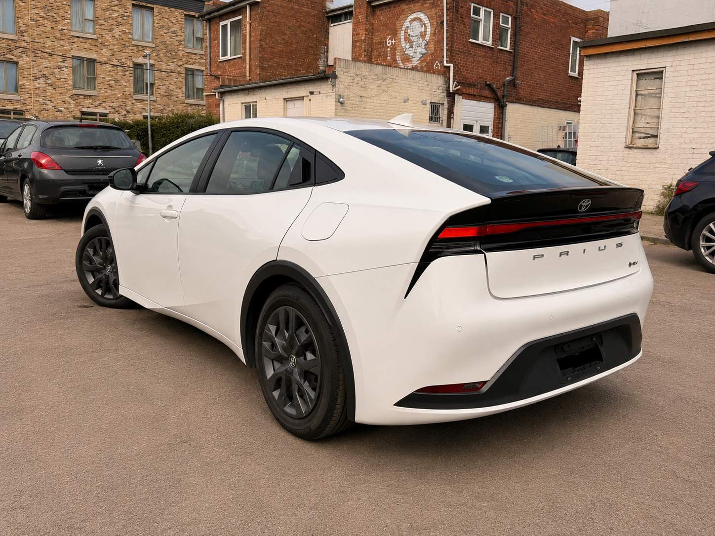 Toyota Prius  (74) Reg 2024 – image 7