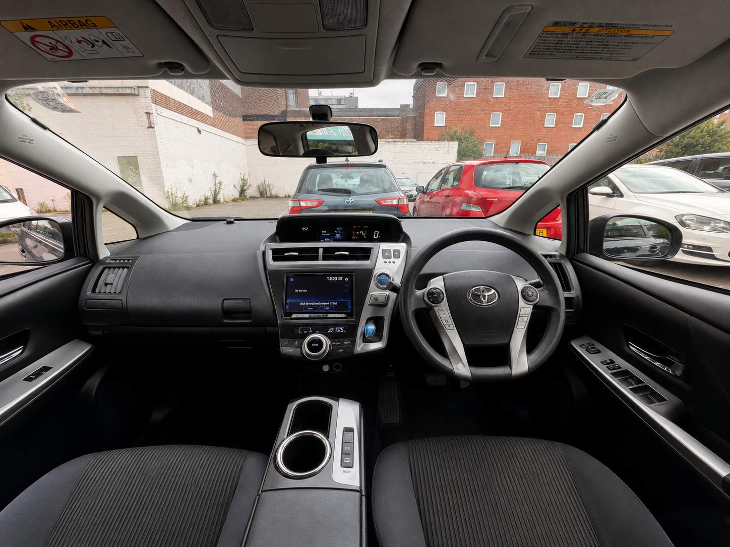 TOYOTA PRIUS PLUS 2016 – image 13