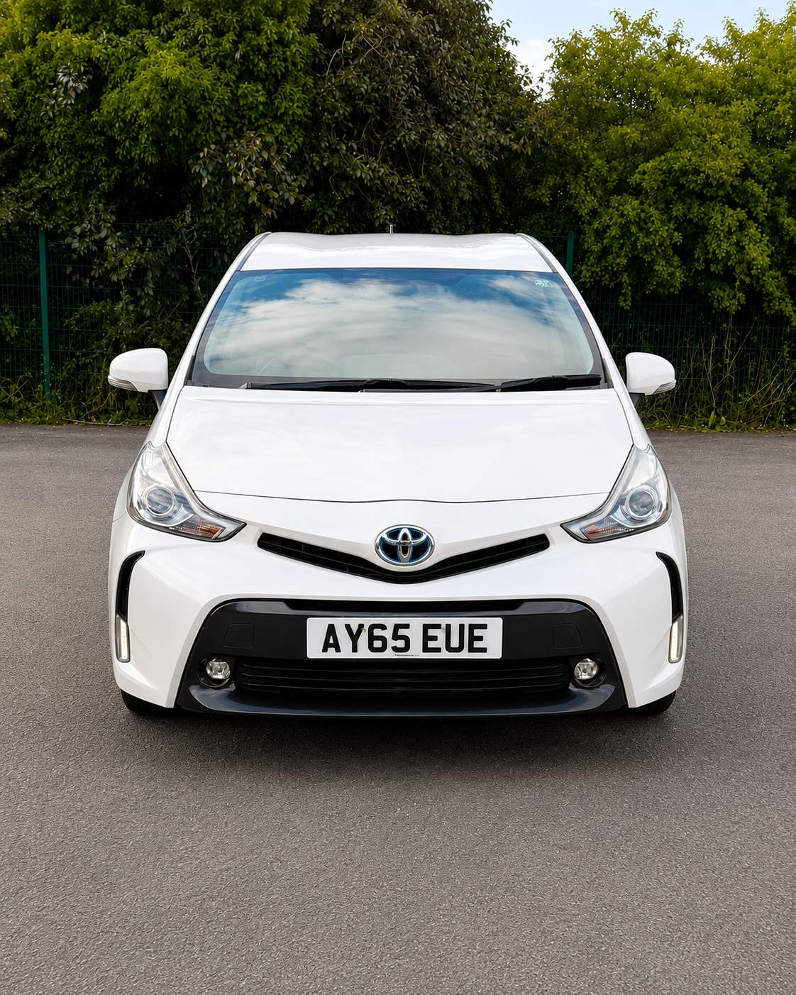 TOYOTA PRIUS PLUS 2015