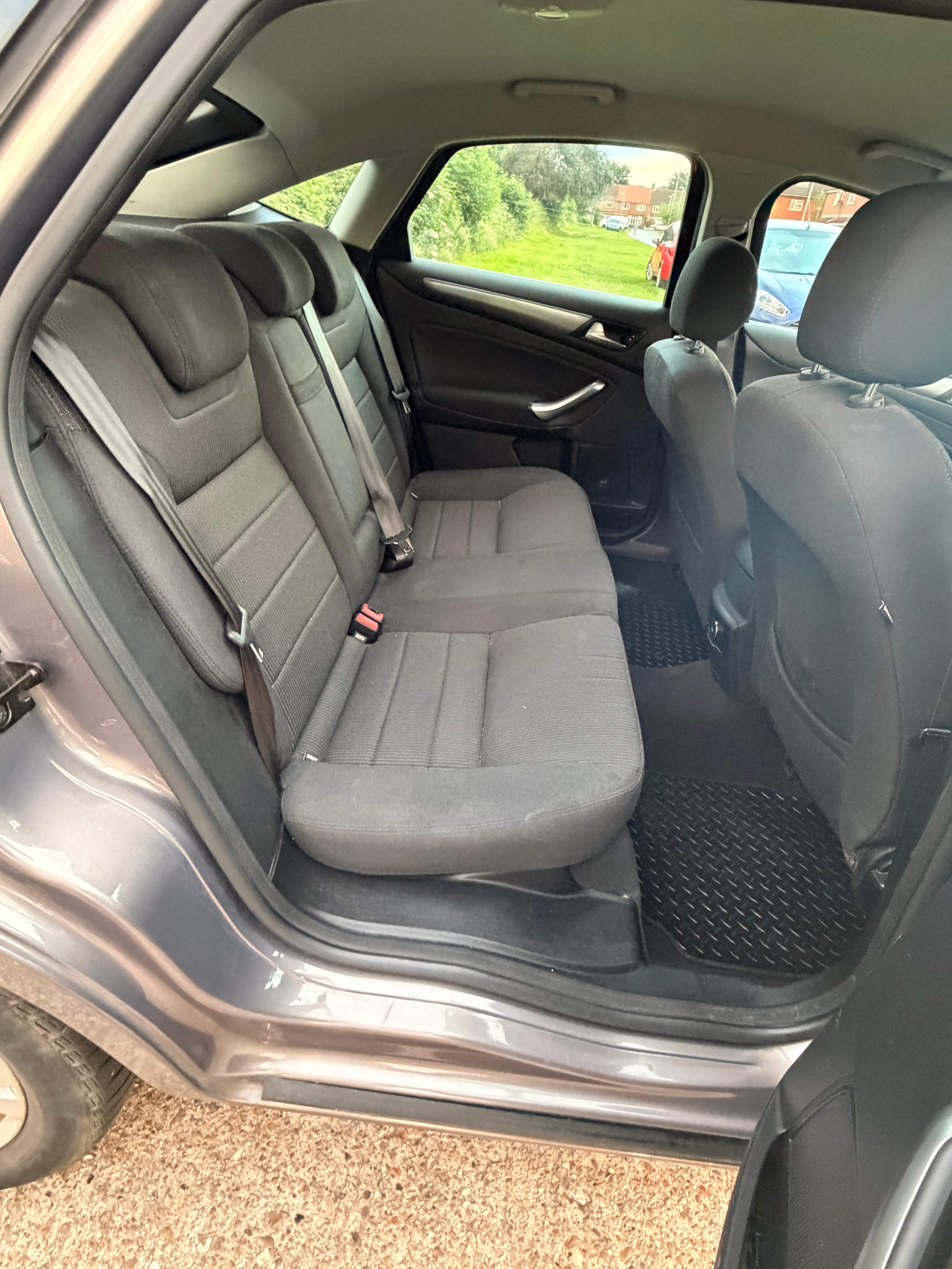 FORD MONDEO 2012 – image 9
