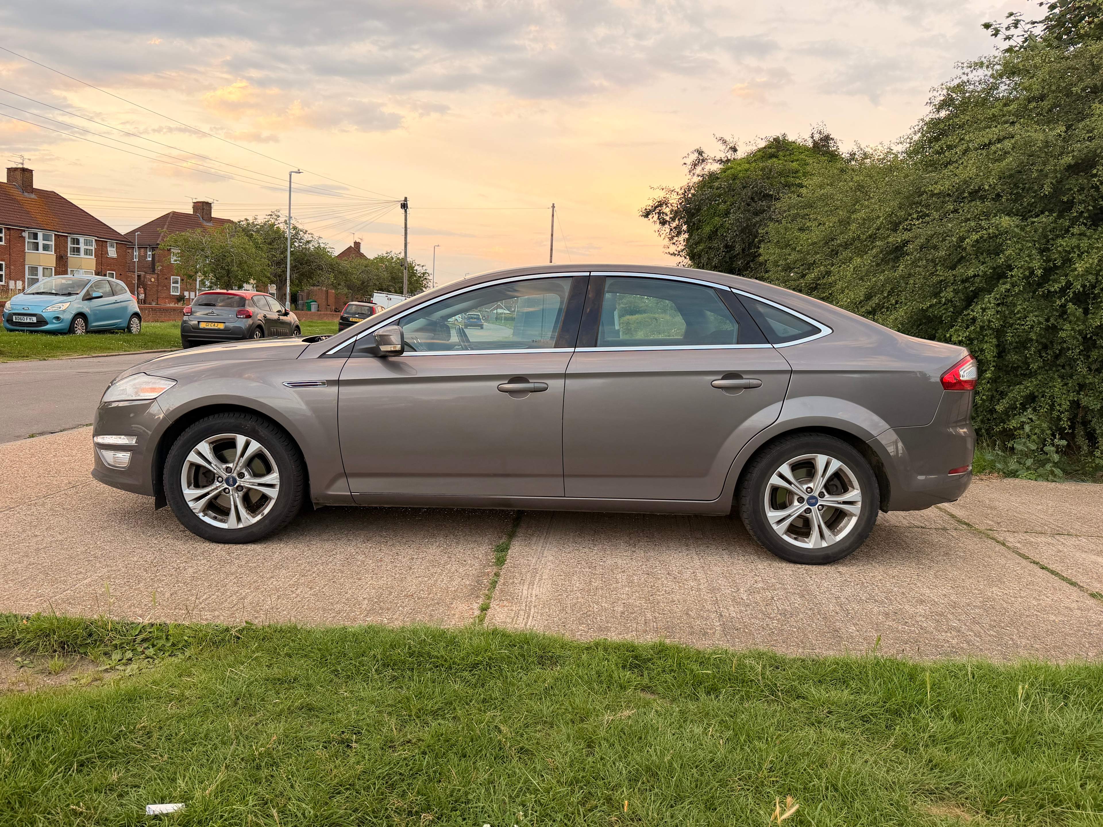 FORD MONDEO 2012 – image 4