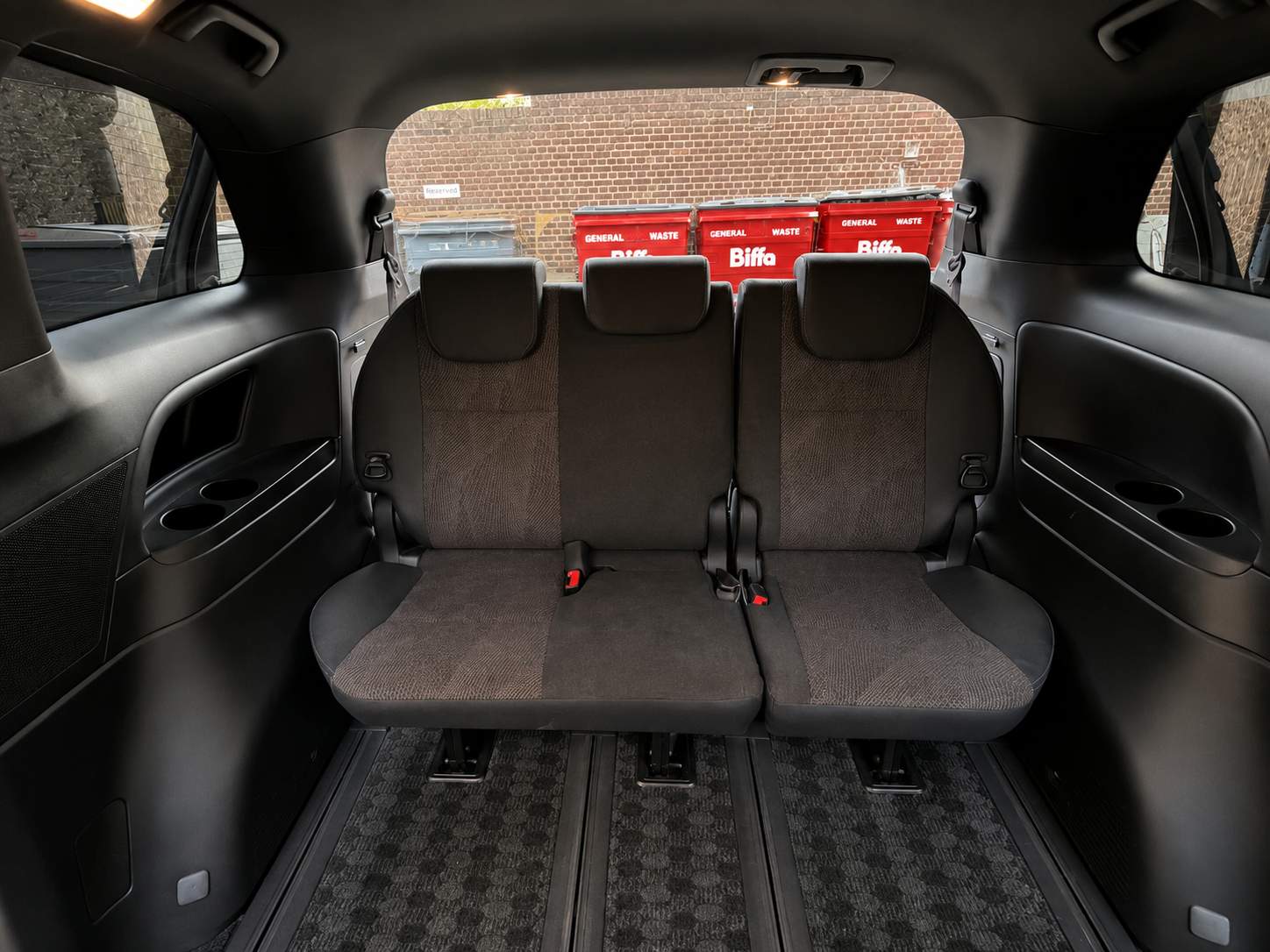 Toyota  Estima hybrid Aeras premium Aeras premium. 2017 – image 11