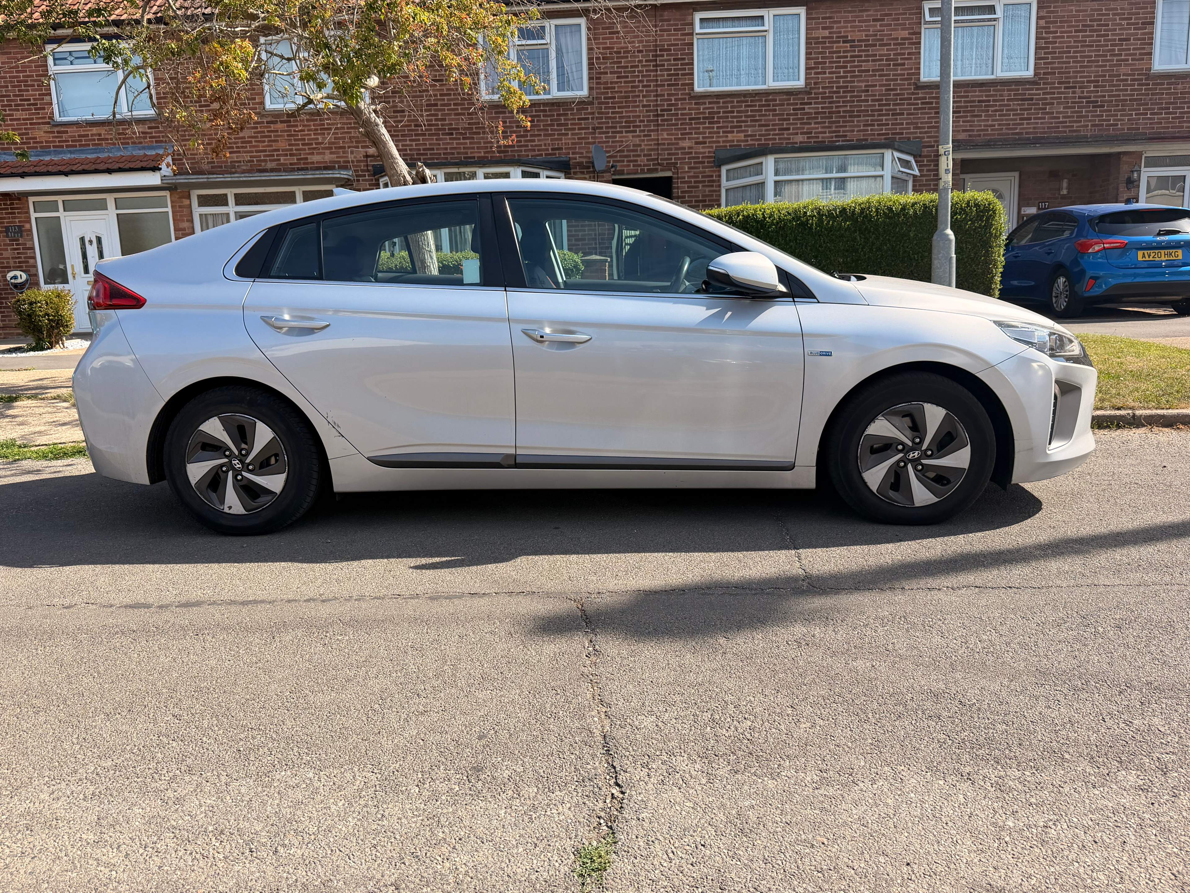 HYUNDAI IONIQ 2017 – image 4