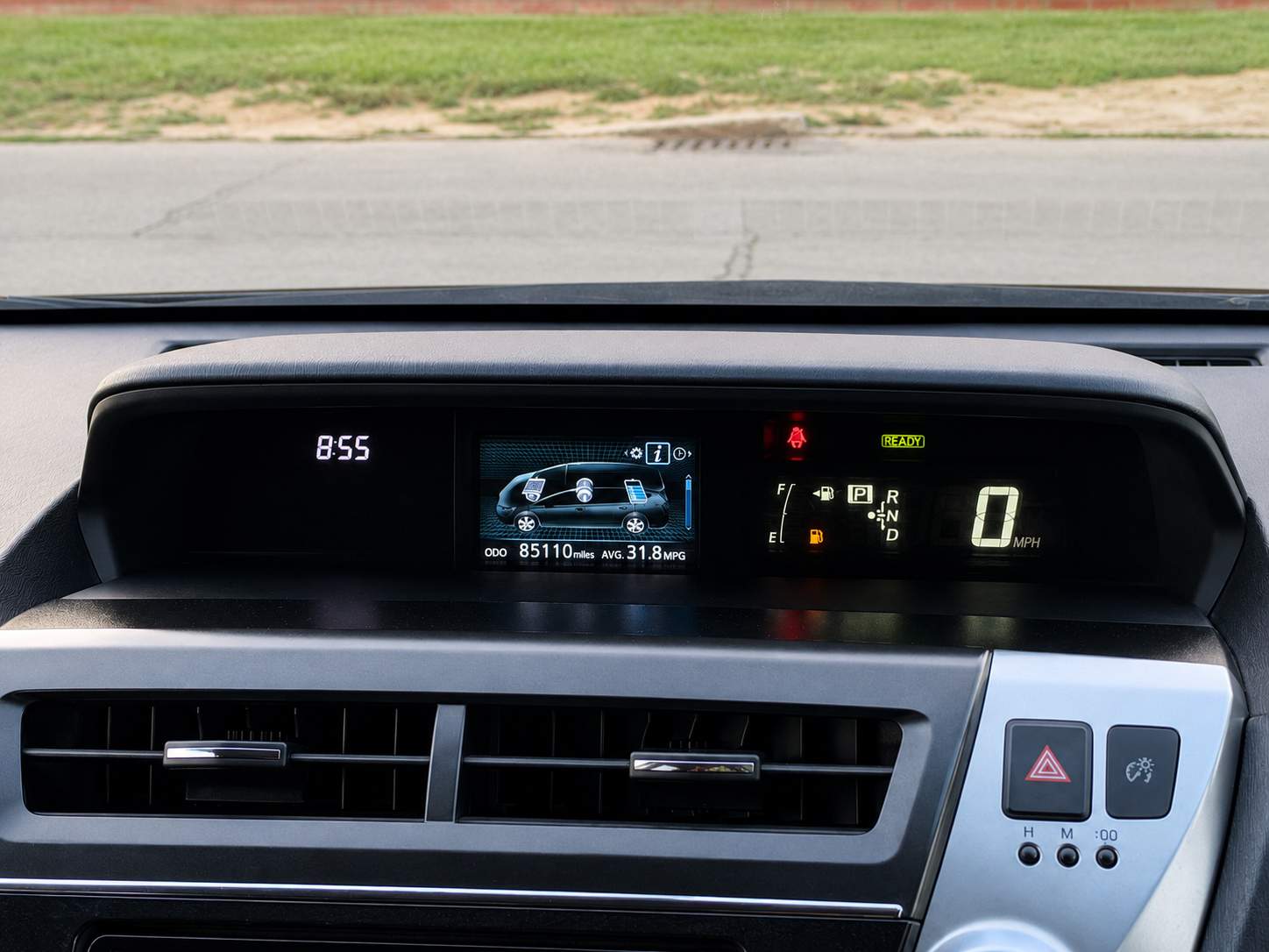 TOYOTA PRIUS PLUS 2015 – image 17