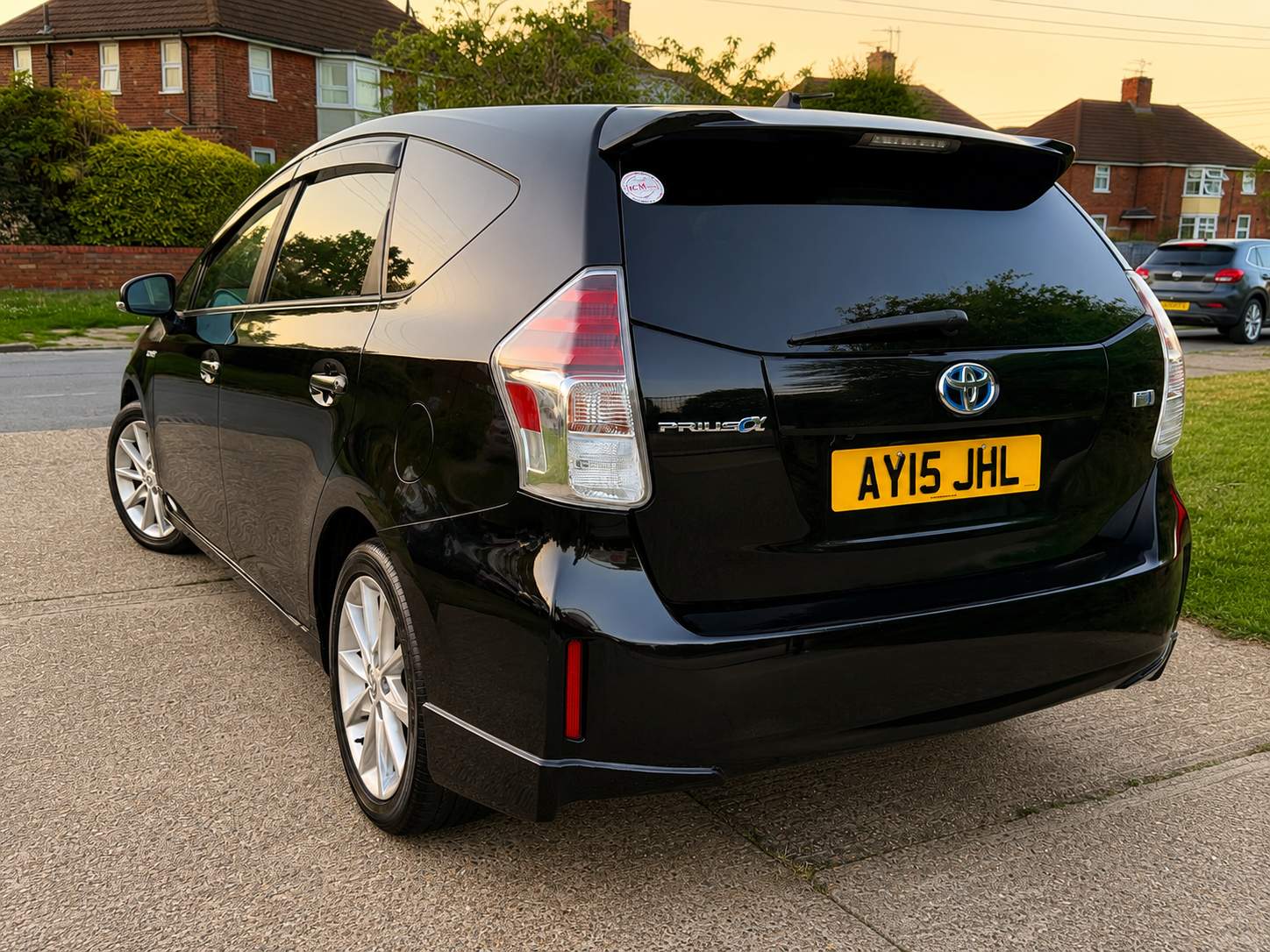 TOYOTA PRIUS PLUS 2015 – image 7