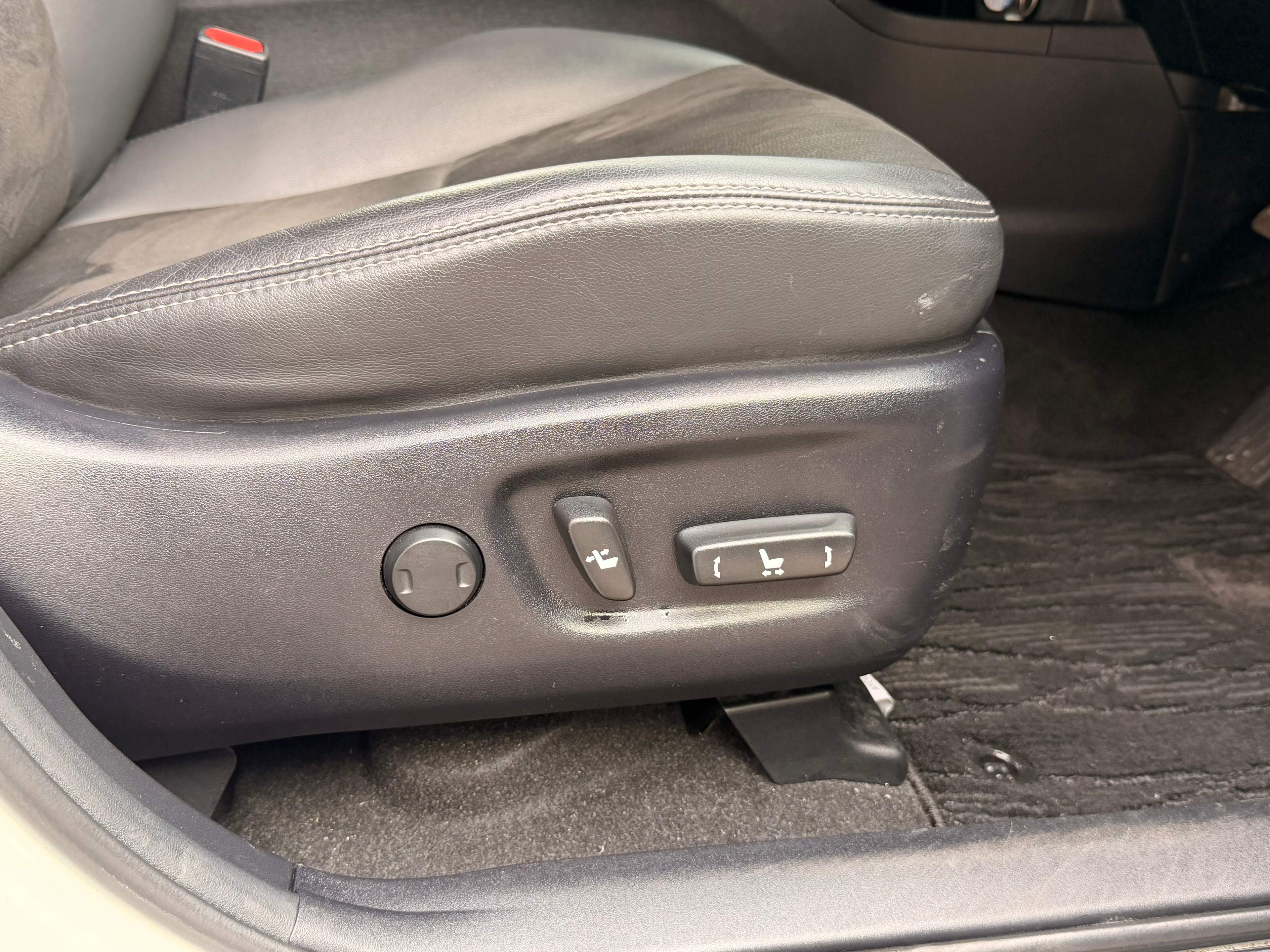 TOYOTA PRIUS PLUS G package (excel) 2018 – image 14