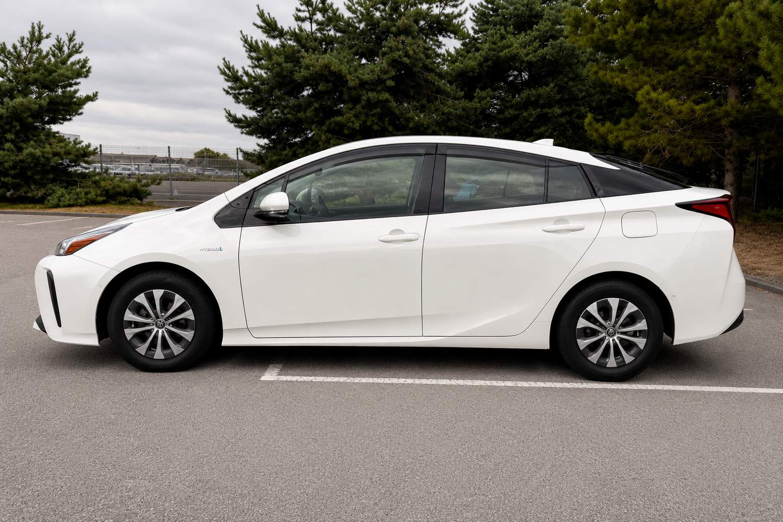 TOYOTA PRIUS A premium 2019 – image 6