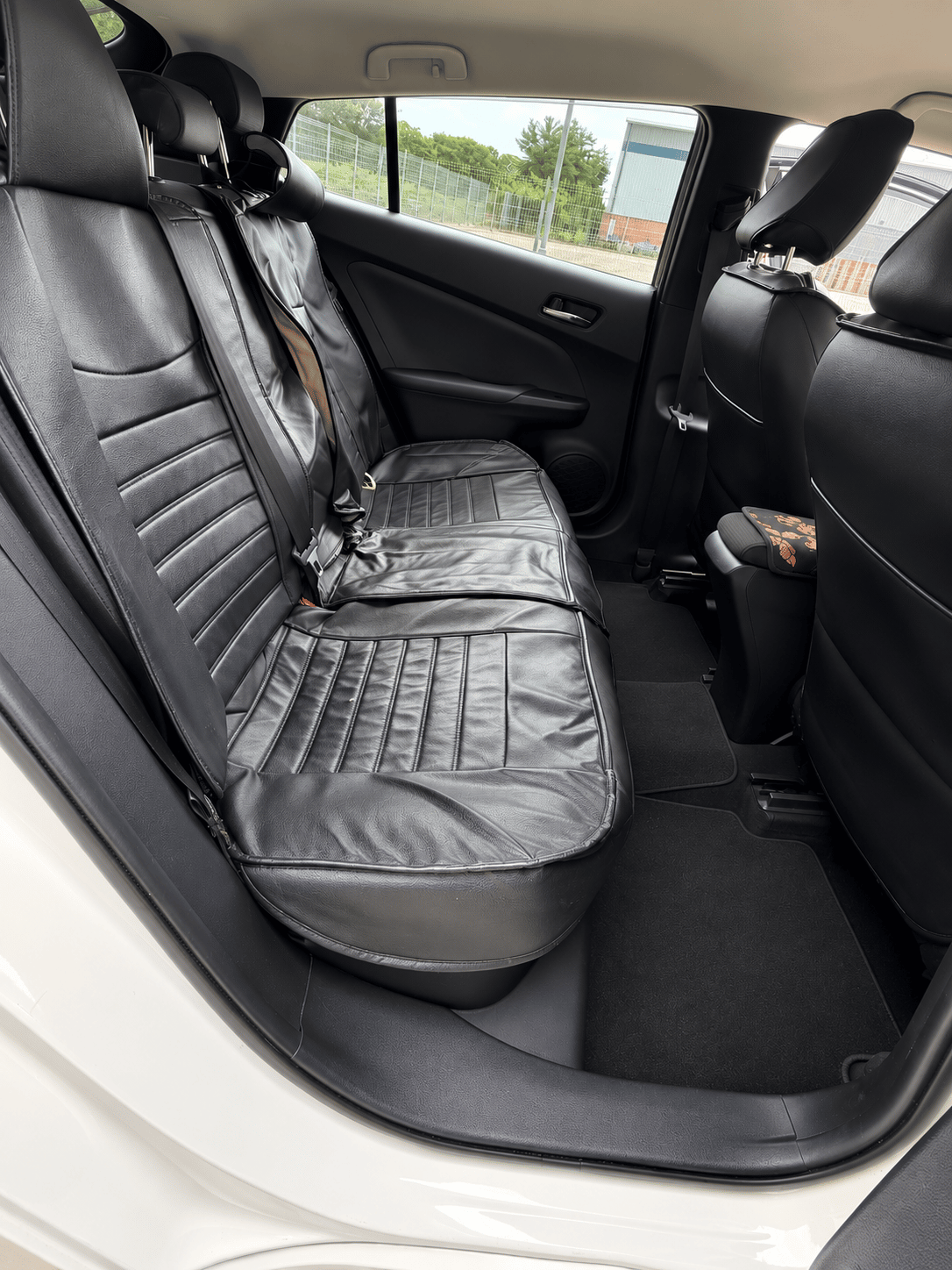 TOYOTA PRIUS A premium 2019 – image 14